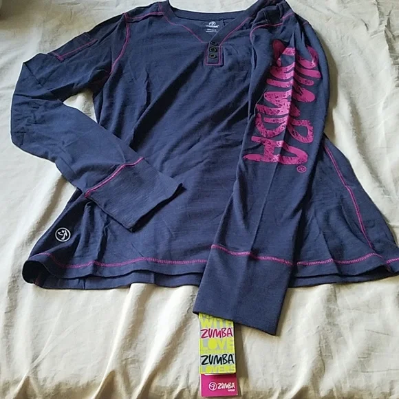 FLASH SALE!! New w/tags Zumba Fitness Flair Long Sleeve Top Various Sizes - Picture 2 of 3
